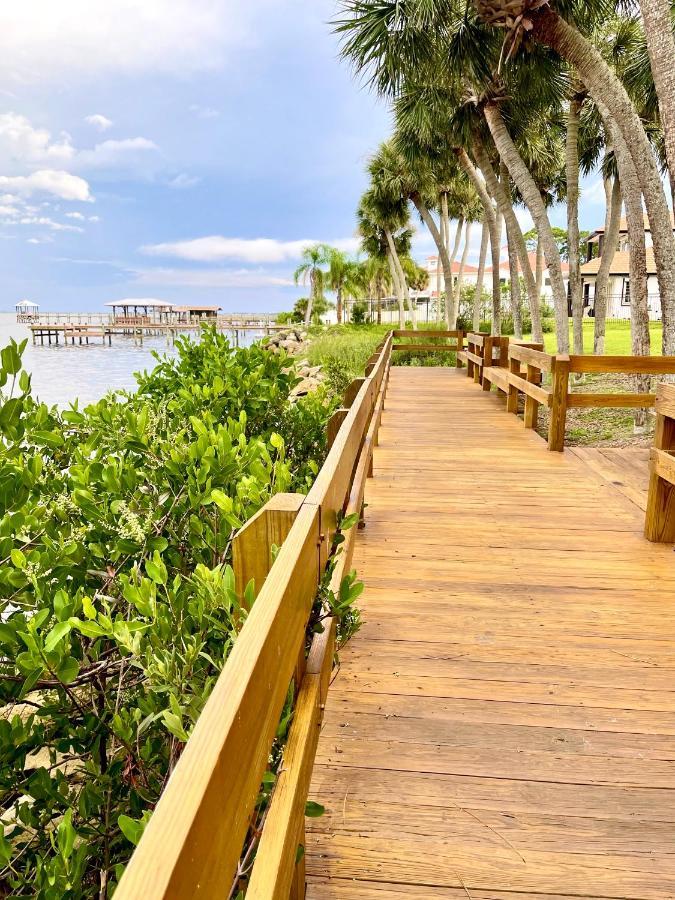 A Cozy Space Coast Retreat Titusville Eksteriør billede